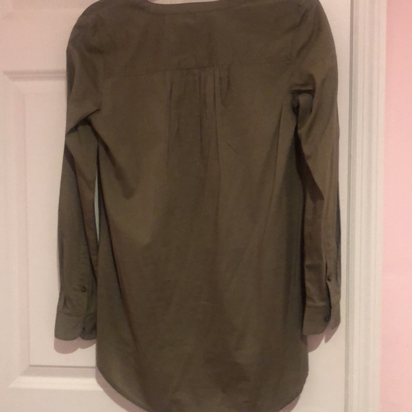 Tommy Hilfiger Green top (brand new) - Picture 3 of 3